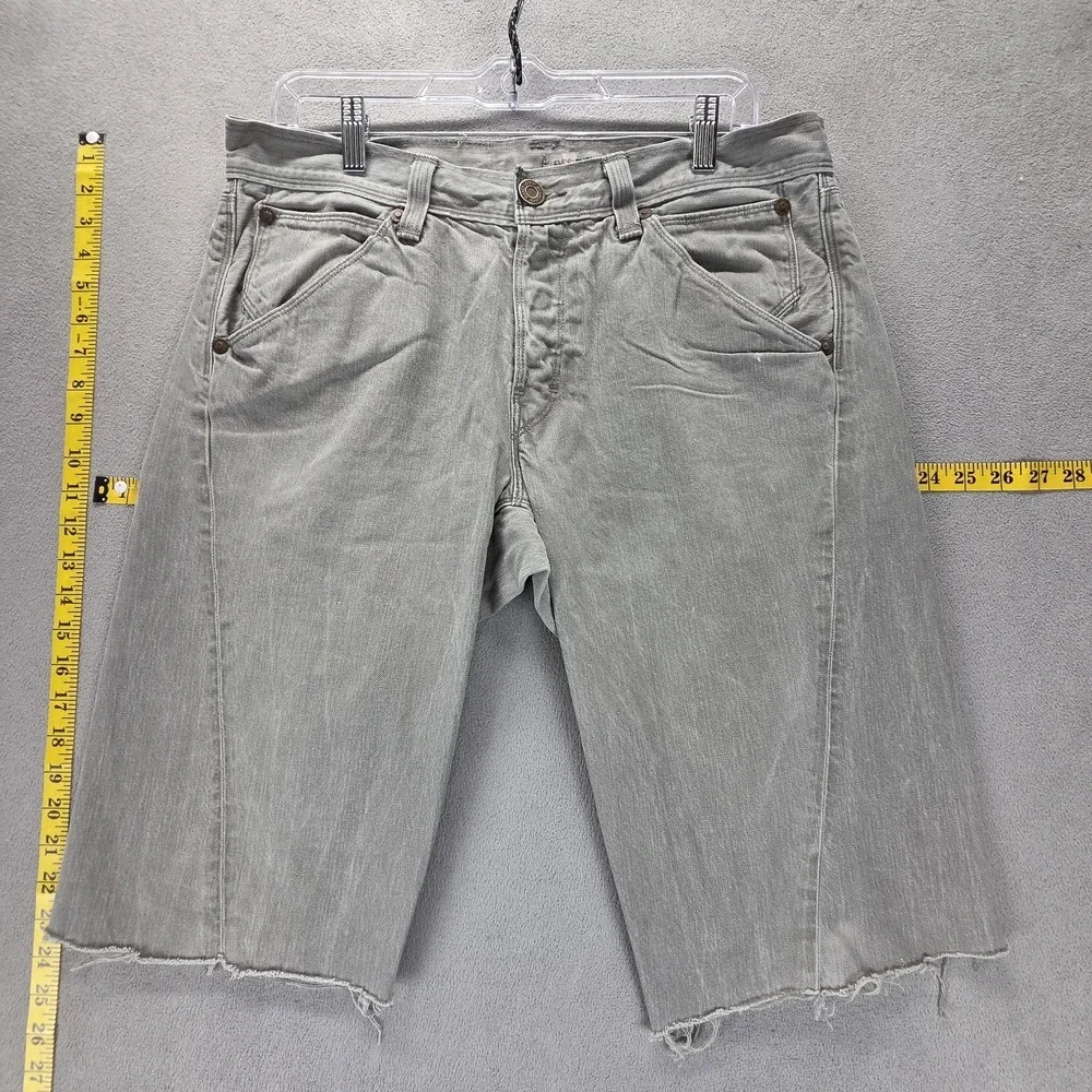 Vintage Levis Engineered Shorts Mens 32 Gray Cinch Back Twisted Jorts Jeans Raw